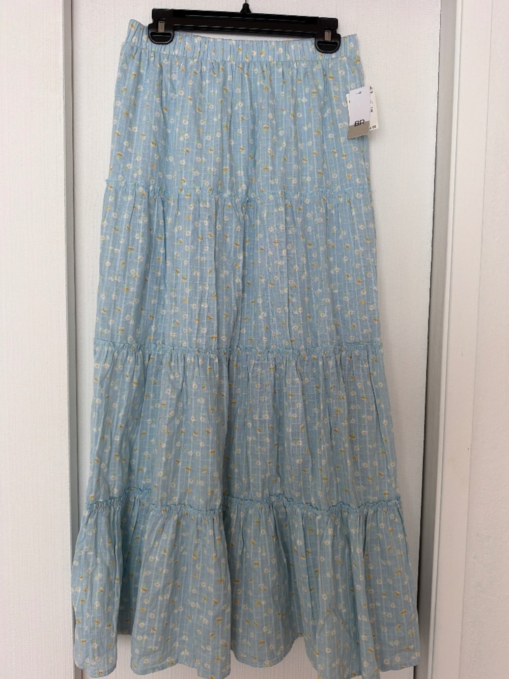 NWT BP. Nordstrom Light Blue Ditsy Floral Tiered Maxi Skirt Size M
